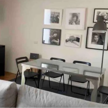 Suite Ferrigni 20 Due 펜션 나폴리